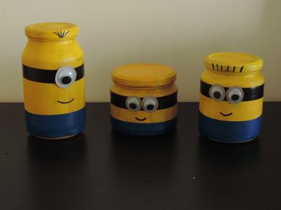 Minion Jars Craft